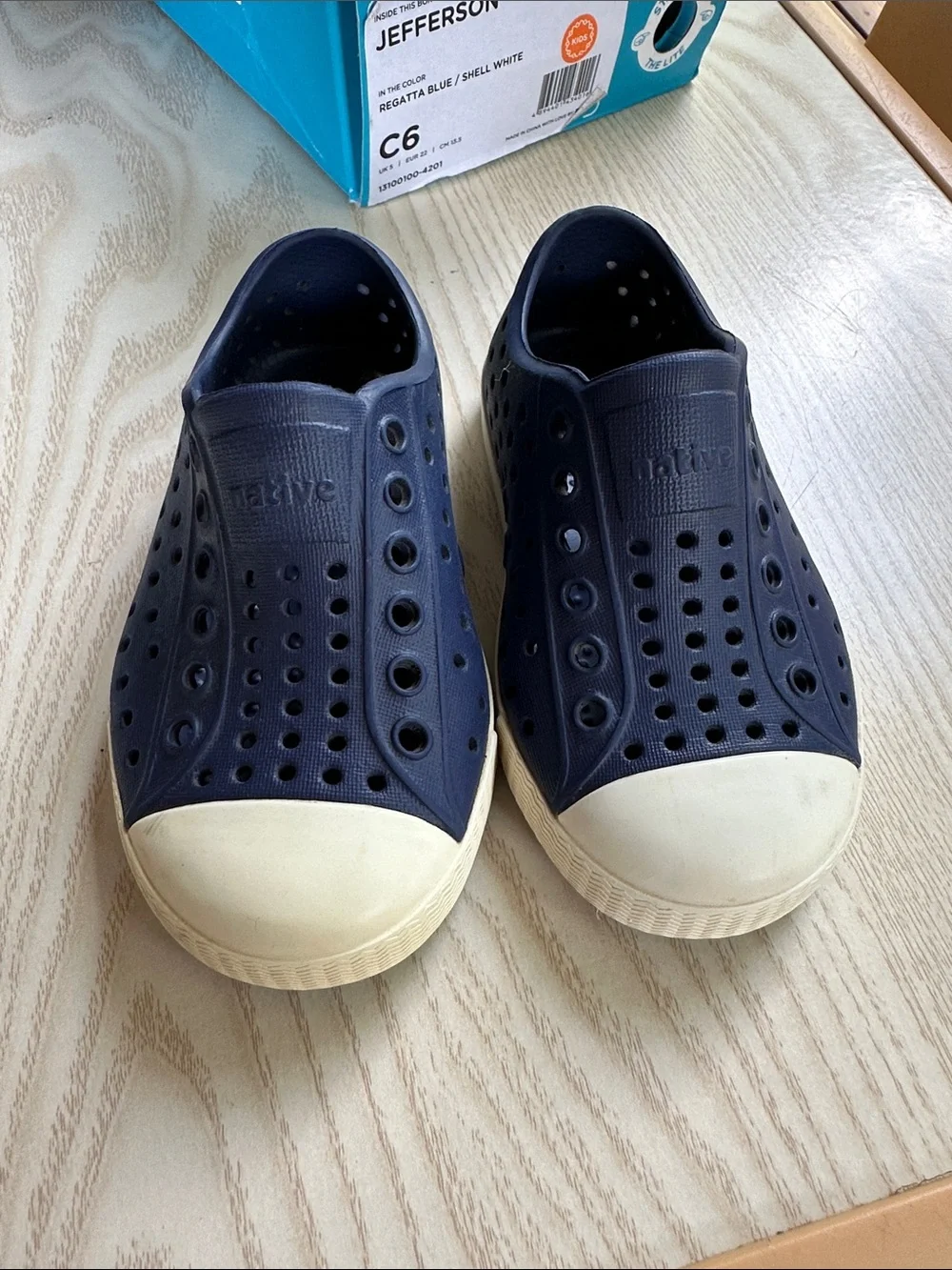 Native Jefferson Kids Slip-On Shoe - regatta blue & Shell White